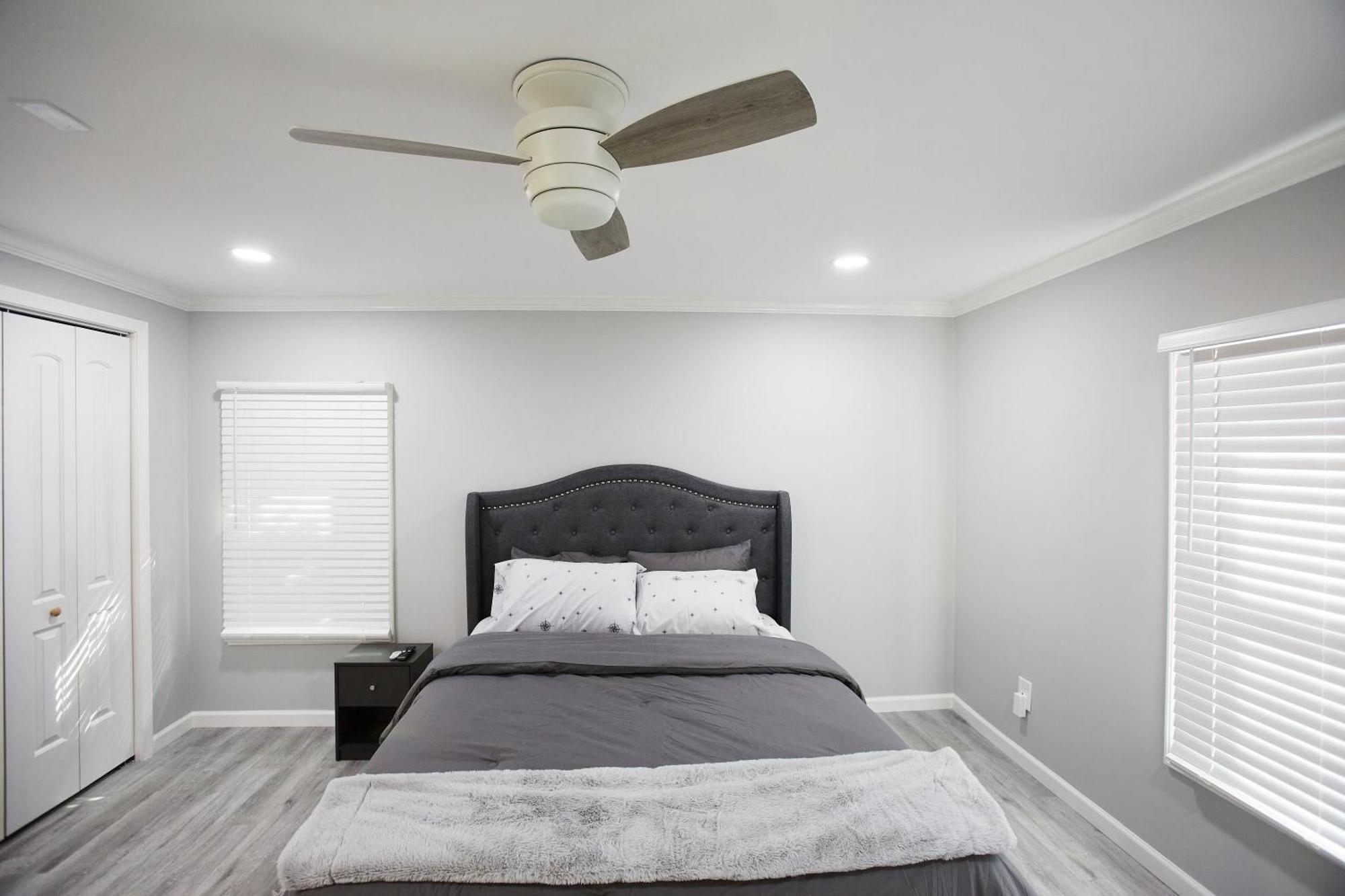 Decatur 2 Bedroom Bliss Modern Comfort Экстерьер фото